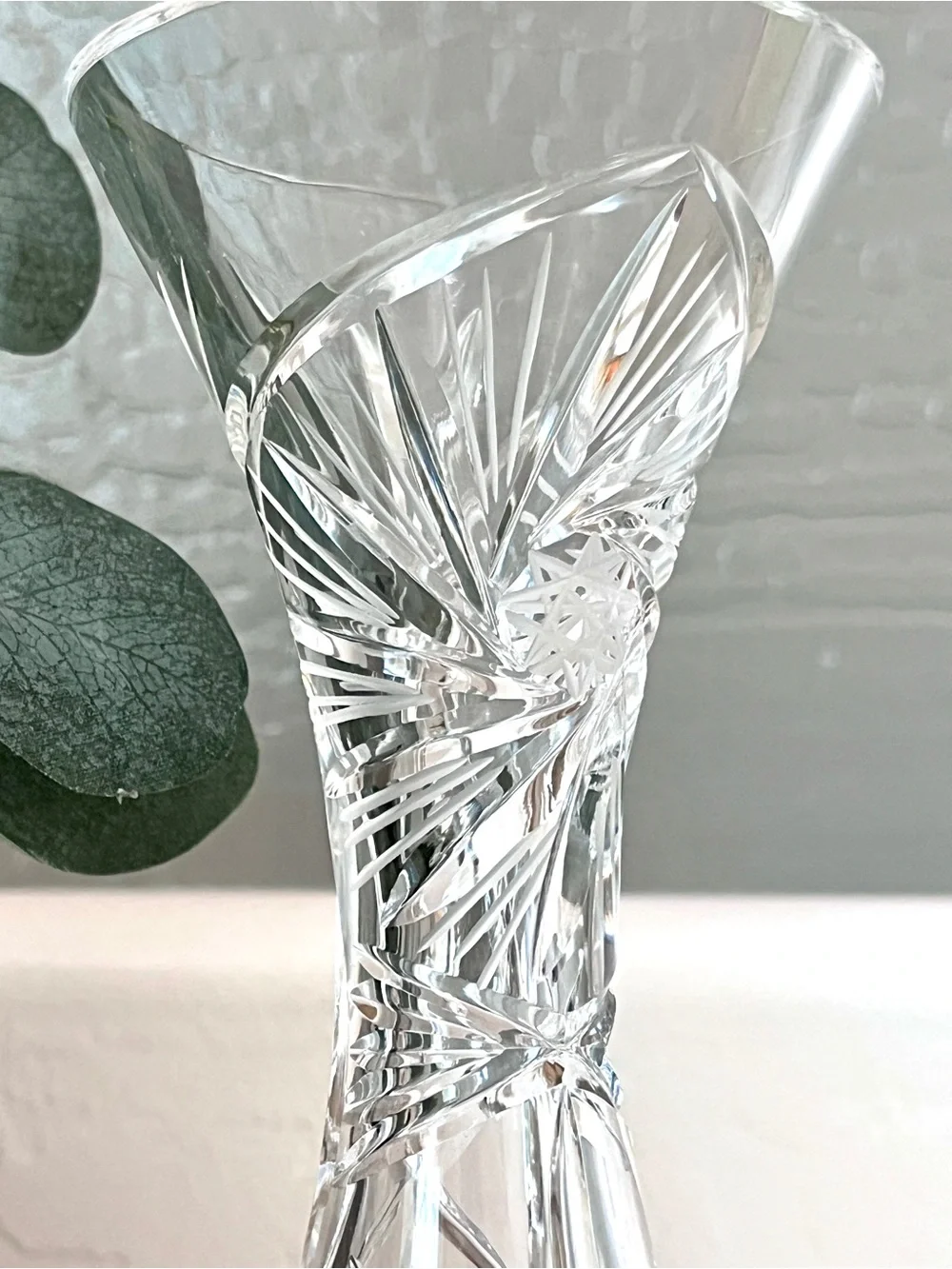 Vintage Hand Cut Lead Crystal Bud Vase Flared Pinwheel 8”